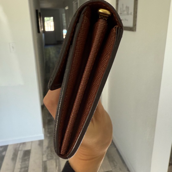 Authentic Vintage Louis Vuitton Monogram Brown Chain Wallet - Picture 8 of 13